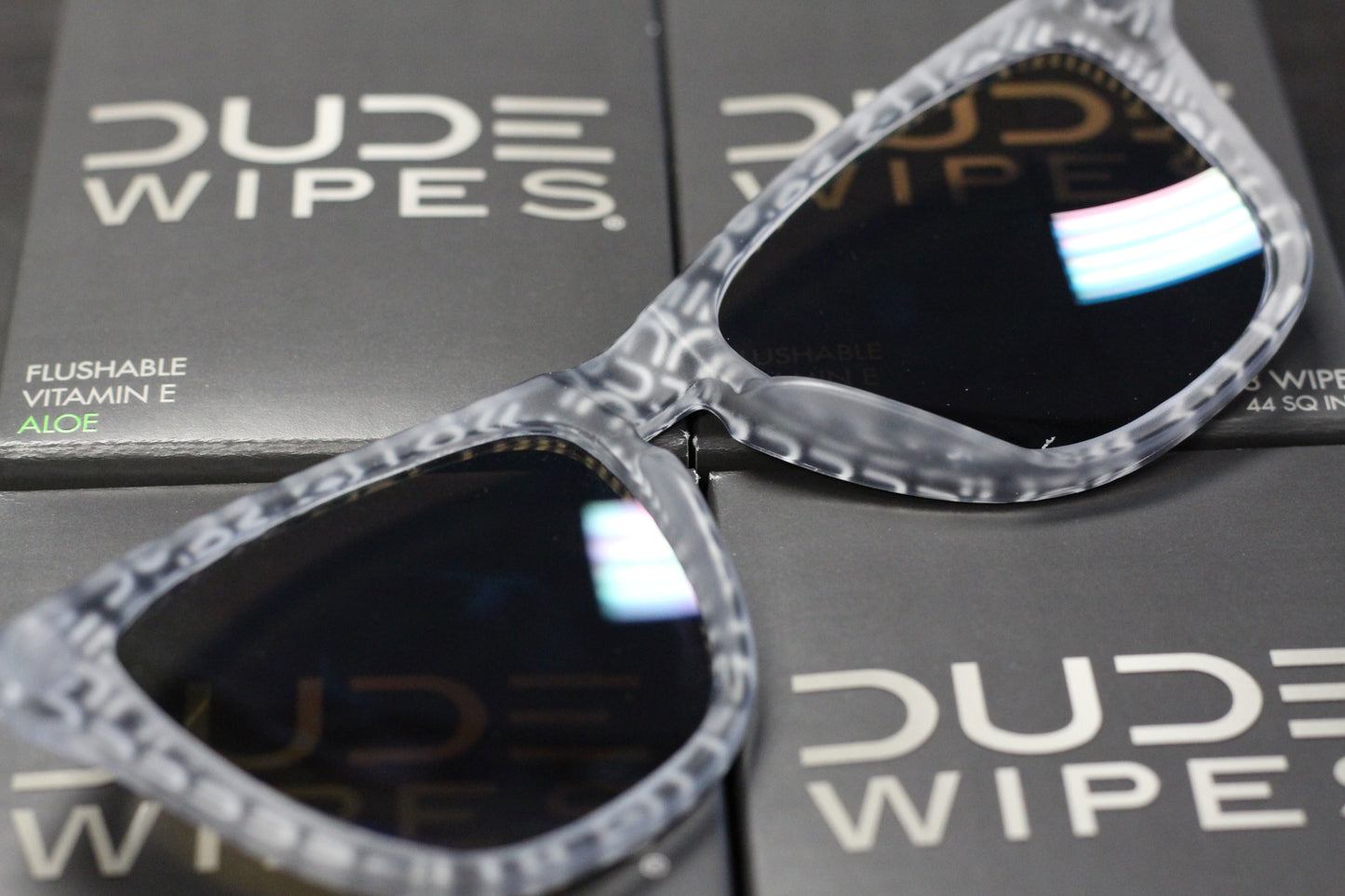 TMHK X DUDE WIPES