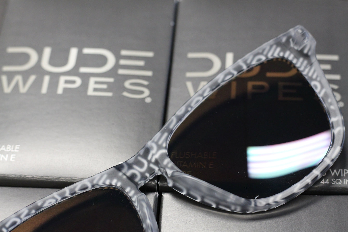 TMHK X DUDE WIPES